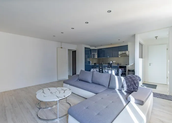 Le Lagon Parking Un Sejour A Part * Longeville-les-Metz